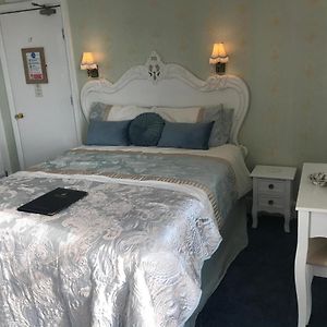 Norman Guest House With Free Parking